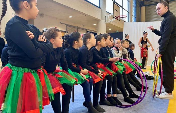 Labastide-Saint-Pierre. La ginnastica è molto ritmica