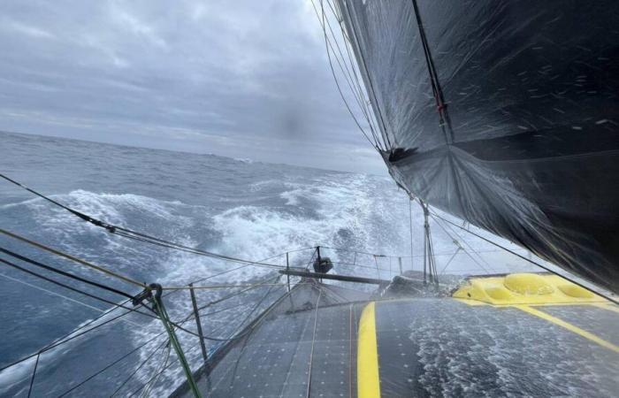 Vendée Globe: 29 ore in stiva per Roura