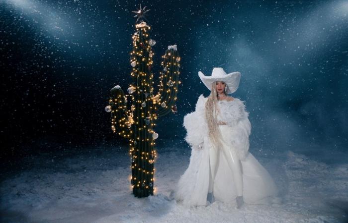 Beyoncé esegue “Cowboy Carter” durante lo spettacolo dell'intervallo del giorno di Natale della NFL