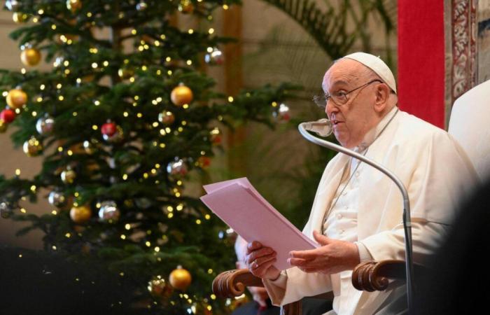 Papa Francesco celebra il Natale a Roma e inaugura l’Anno Santo previsto per il 2025