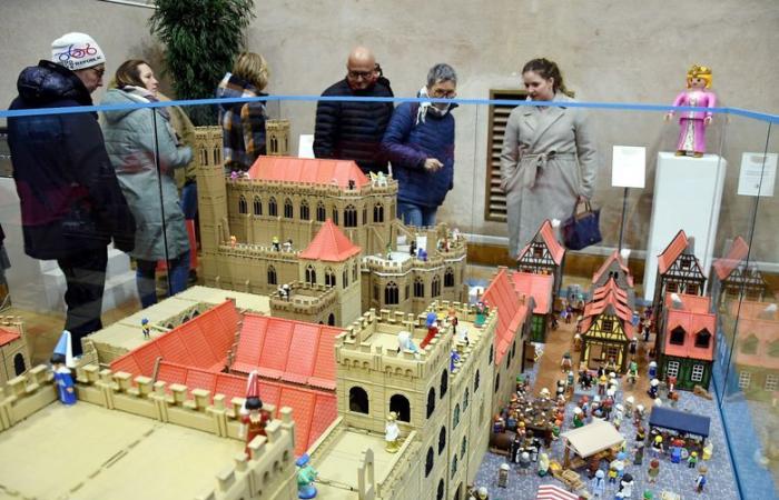 Insolito: ricostruiscono la storia della Francia e di Narbonne in Playmobil®