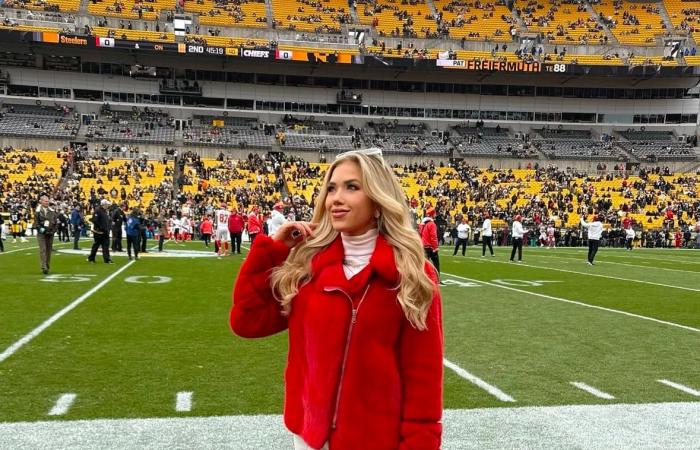 Gracie Hunt fa colpo con una scelta di stile audace per il gioco Chiefs-Steelers su Netflix.