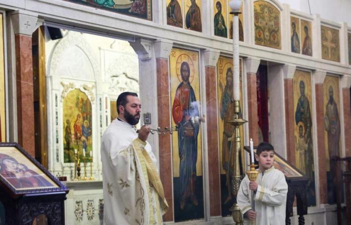 In Siria migliaia di cristiani hanno festeggiato il Natale nonostante le preoccupazioni per il loro futuro – rts.ch