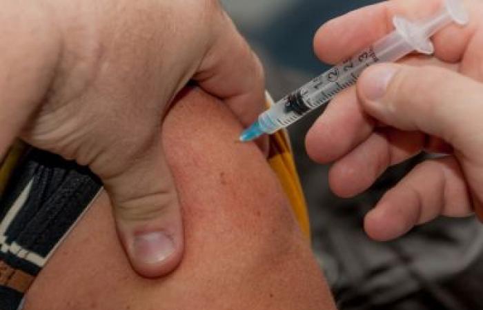 Le epidemie invernali interrompono la fine dell’anno, vaccinazioni e gesti barriera come ultime difese?