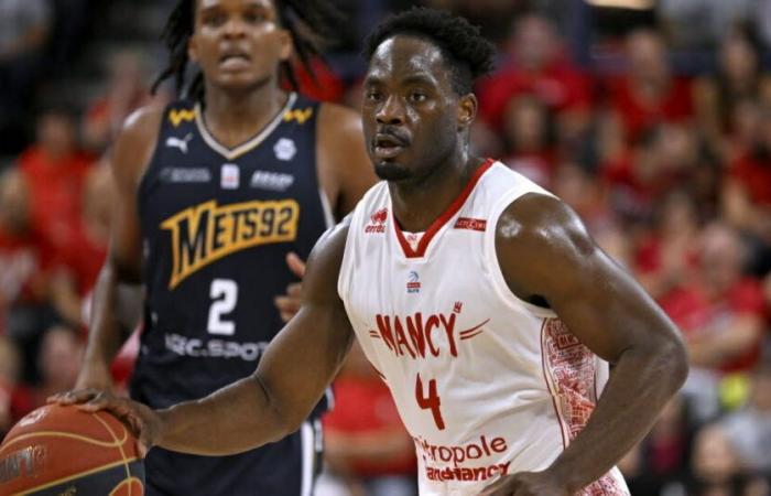 Ike Nwamu, alunno dello SLUC Nancy, prenderà parte alla gara di schiacciate