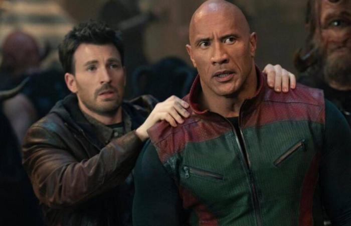 Costato 250 milioni di dollari, ma è finito in streaming in un solo mese: perché il nuovo film di Chris Evans e Dwayne Johnson è andato direttamente in video – Notizie sul film