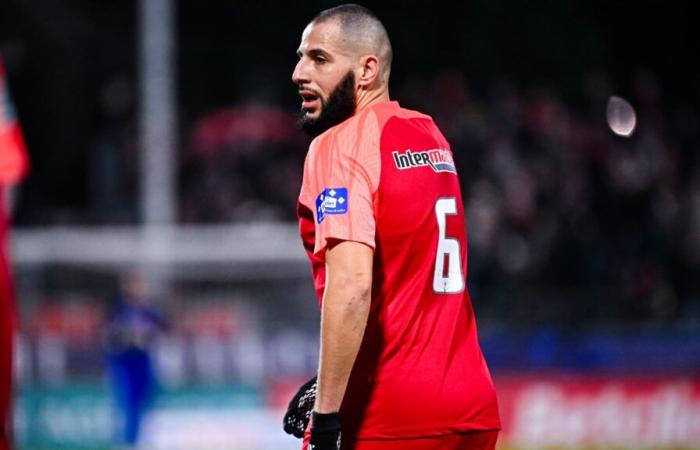 Mustapha Benzia ha sospeso sette partite per un brutto gesto contro il Lille, il Rouen si fa avanti