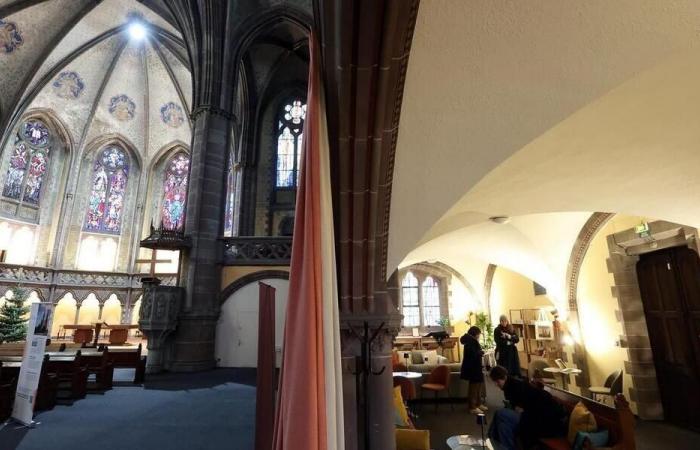 A Strasburgo il caffè in chiesa fa scalpore