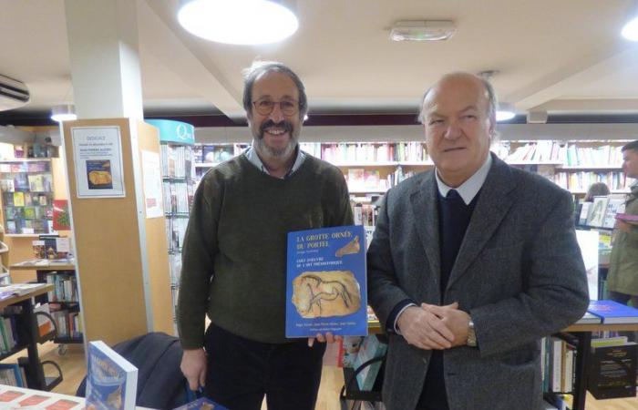 Foix. Jean-Pierre Alzieu e Régis Vézian firmano