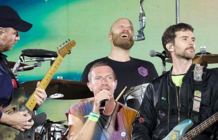 Gli inestimabili consigli di carriera che Chris Martin e i Coldplay hanno ricevuto da Bono e dagli U2