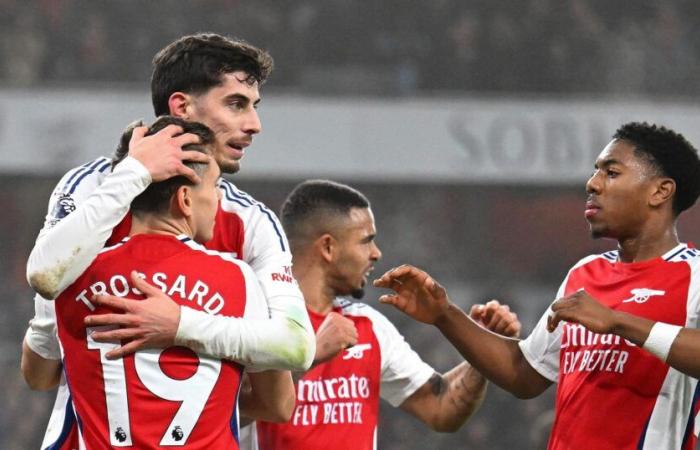 Servizio minimo per l’Arsenal, vincitore a Ipswich (1-0) e nuovamente 2° in campionato