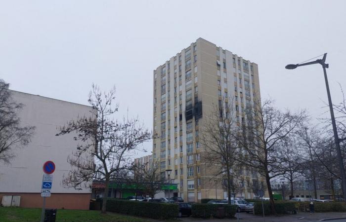 Dopo il violento incendio scoppiato in un edificio a Grand’Mare, i residenti testimoniano