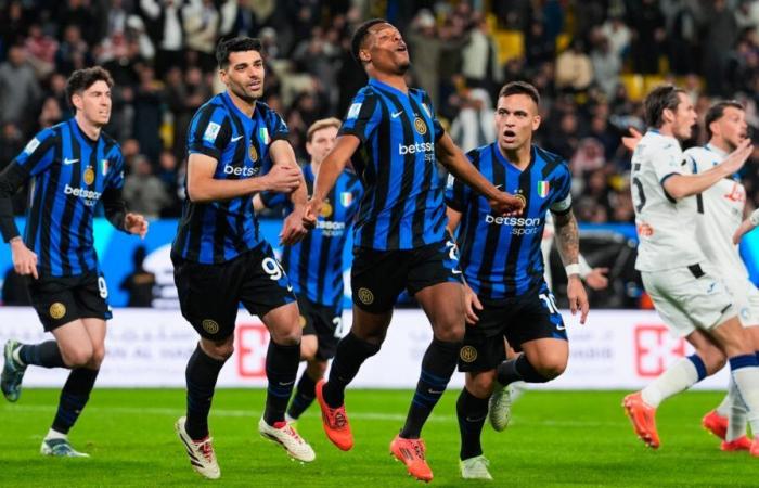 con una magnifica doppietta del Dumfries, l’Inter spegne l’Atalanta e va in finale