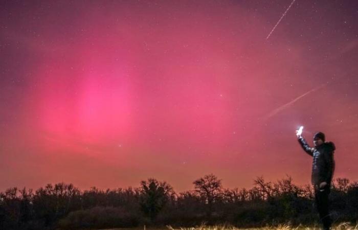 Neulise. Questo fotografo ha immortalato l’aurora boreale il 1° gennaio a Roannais