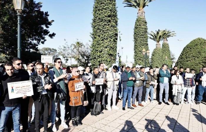 Dirigenti amministrativi e finanziari in sit-in a Rabat