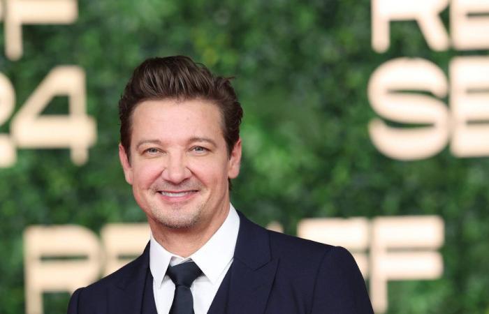 Jeremy Renner ricorda i due anni dal suo incidente con un messaggio toccante: “Ti devo la vita”