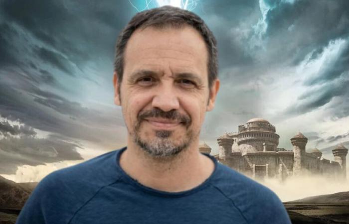 Alexandre Astier dovrà onorare questa promessa una volta che la saga sarà finita