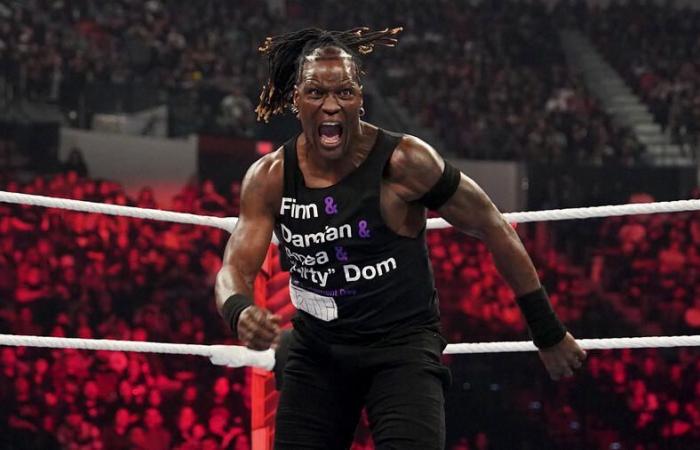 R-Truth vuole avere un personaggio da tallone