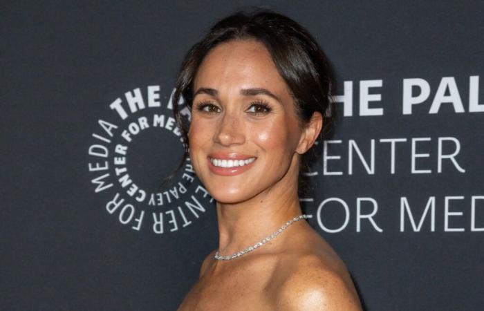 Per il suo grande ritorno, Meghan Markle festeggia il Capodanno con un outfit ultra casual