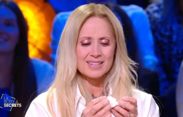 Lara Fabian in lacrime davanti al messaggio d’amore del marito Gabriel