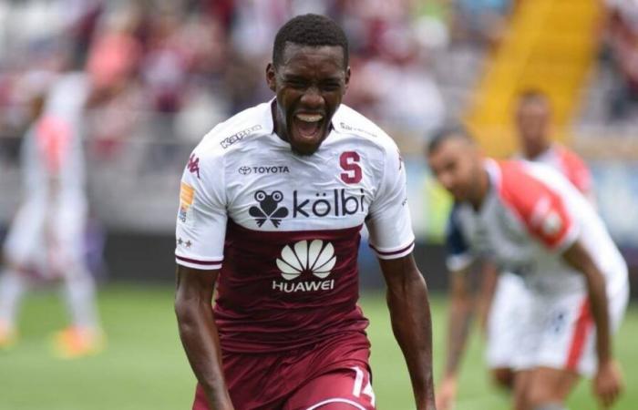 Sorpresa a Saprissa: un ex tetracampeón ‘morado’ rafforza un concorrente diretto per il titolo