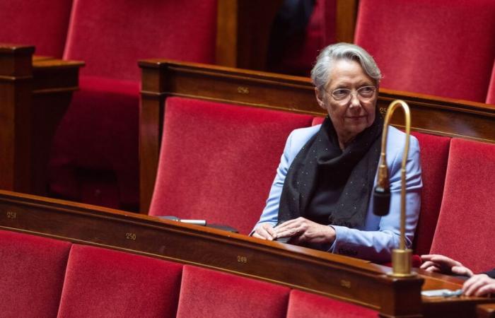 Criticata per aver voltato le spalle a due insegnanti, Élisabeth Borne fa il suo mea culpa