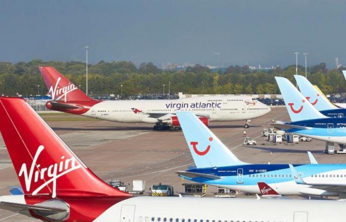 L’aeroporto di Manchester riapre le piste ma avverte di ritardi