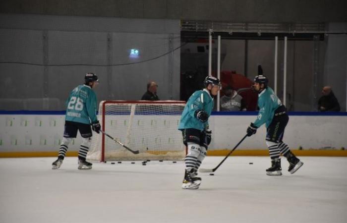 rivivi la partita di hockey su ghiaccio tra Neuilly-sur-Marne e Dunkerque, giocata allo stadio del ghiaccio di Dreux