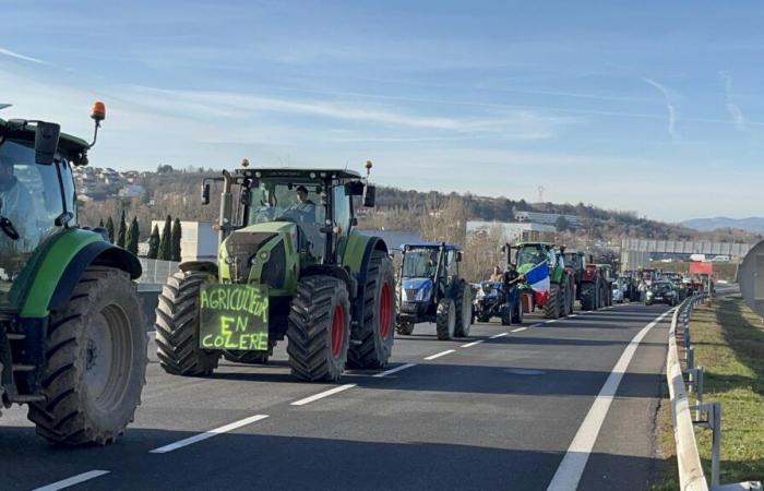 quali strade sono state bloccate vicino a Lione questo lunedì?