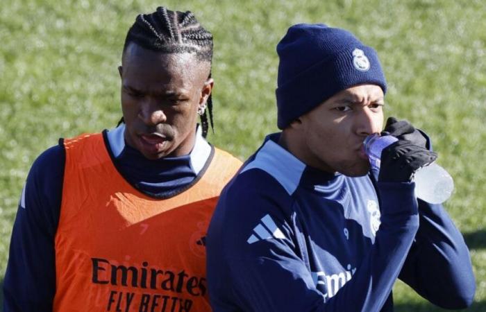 L’incredibile discussione tra Kylian Mbappé e Vinicius Jr a Valencia!