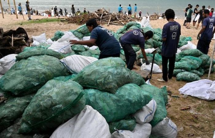 Bali invasa da una quantità record di rifiuti di plastica