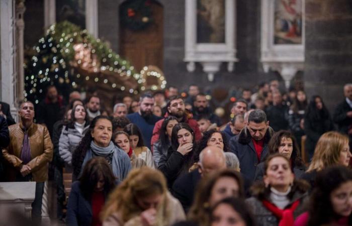 come il nuovo regime vuole rassicurare i cristiani