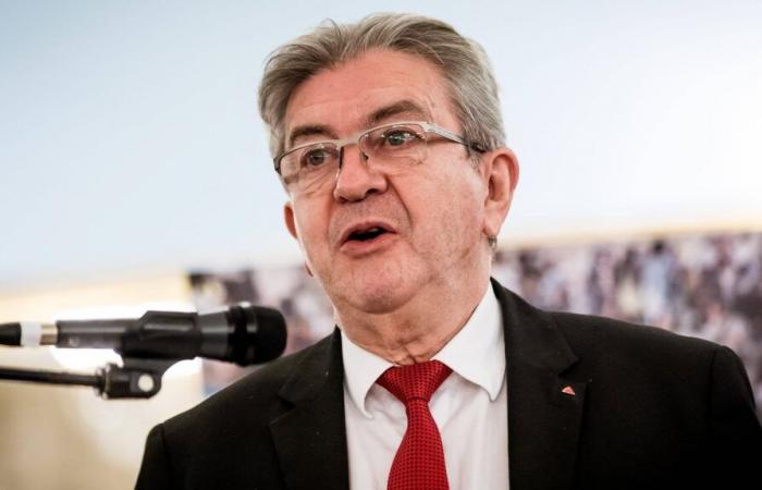 Jean-Luc Mélenchon deplora “il piatto di lenticchie” servito ai socialisti ricevuti a Bercy