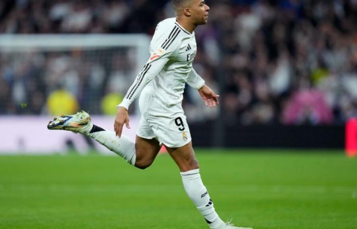 “Un’ottima notizia per il Real Madrid avere Mbappé”, afferma un ex cannoniere del Barça