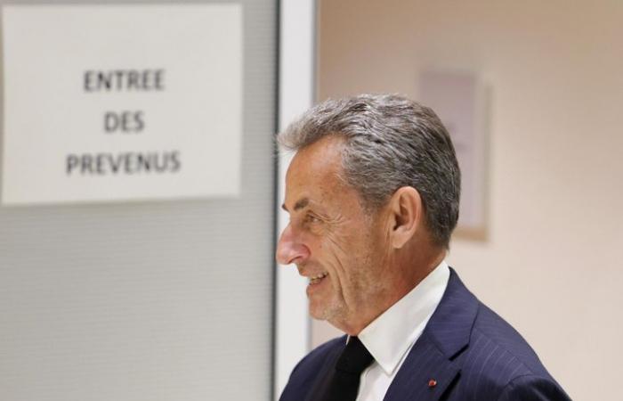 si è aperto il processo contro Nicolas Sarkozy