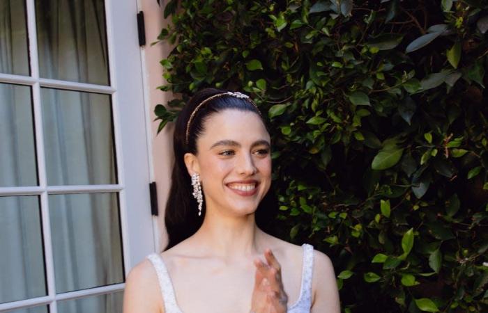 Come Margaret Qualley ha incanalato la Audrey Hepburn che è in lei per i Golden Globes 2025