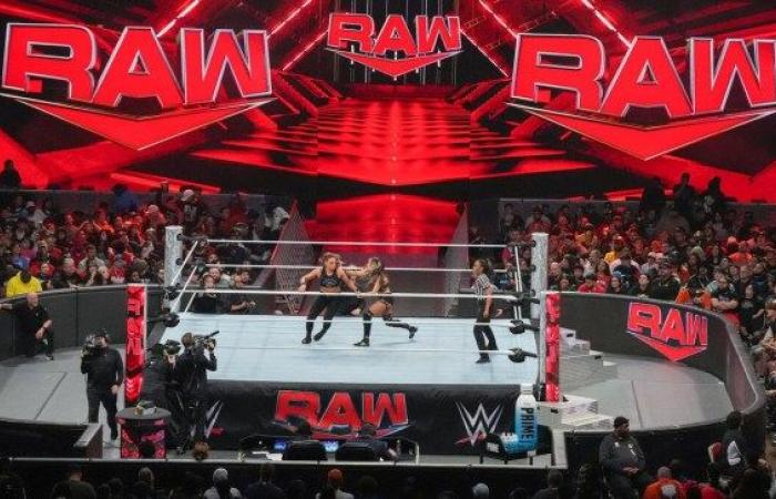 Debutto di WWE Raw sui risultati live di Netflix mentre The Undertaker passa il testimone