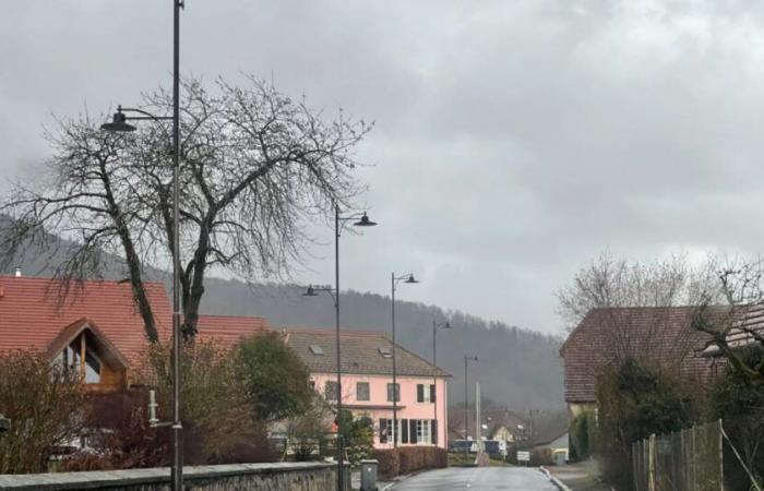 le strade sono immerse nell’oscurità a Grosmagny, Rougegoutte e Vescemont