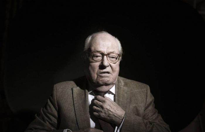 È morto il leader francese dell’estrema destra Jean-Marie Le Pen