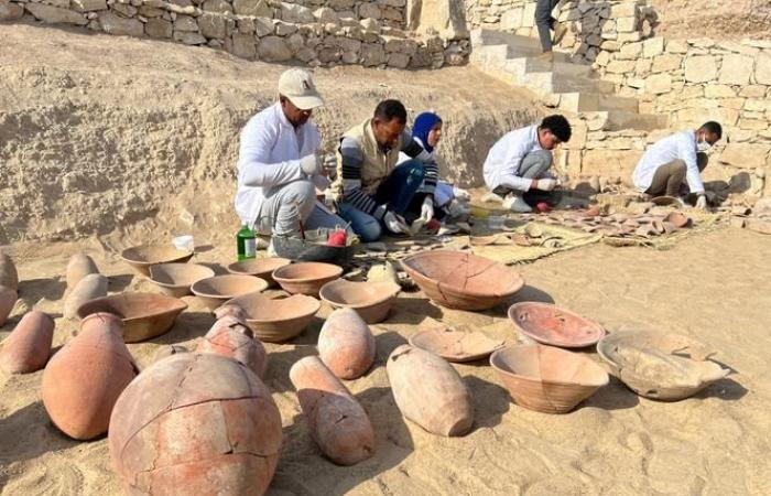 L’Egitto scopre tombe vicino al tempio della regina Hatshepsut a Luxor