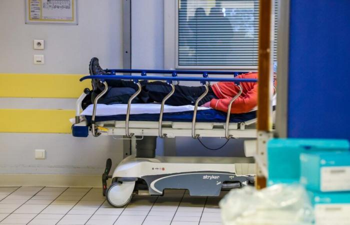 A Le Mans, un paziente muore in barella mentre attende di essere curato al pronto soccorso