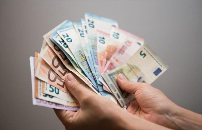 Parità euro-dollaro: l’euro potrebbe scendere sotto il valore del biglietto verde nel 2025?