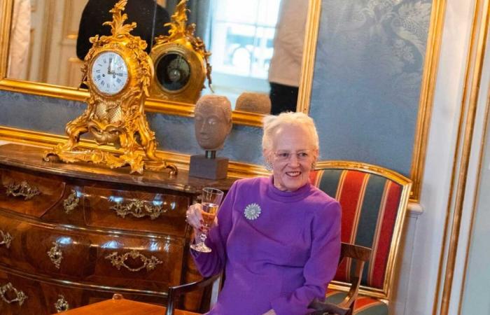 La regina Margrethe estende lo spirito natalizio con i suoi patrocini al Palazzo Christian IX