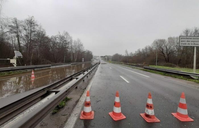 parte della tangenziale di Nantes chiusa in entrambi i sensi di circolazione