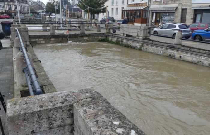 l’Epte continua a salire a Gisors, strade già sommerse dall’acqua