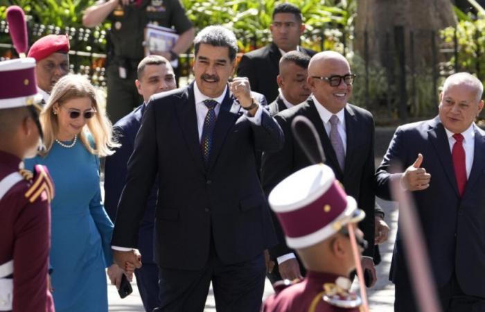 Venezuela: Maduro investe per un terzo mandato