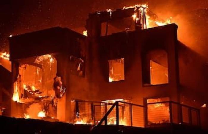 Ecco perché gli incendi di Los Angeles si stanno diffondendo così velocemente