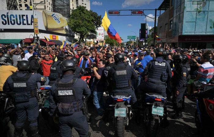 Venezuela | Maduro ha investito per un terzo mandato nonostante le proteste