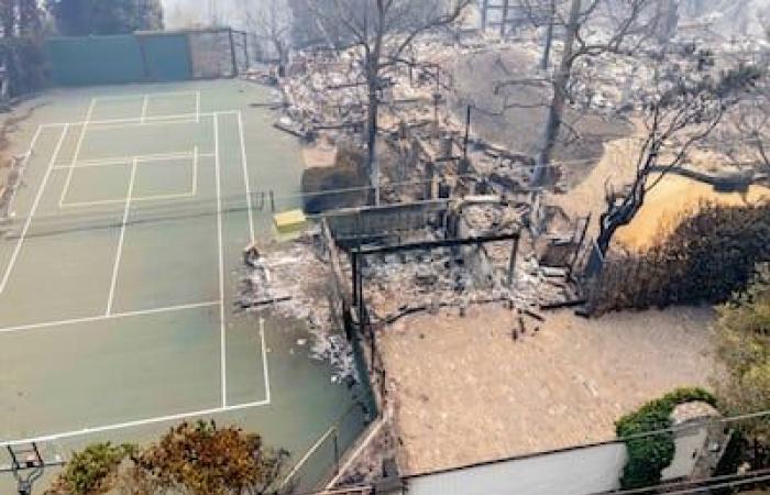 Incendi a Los Angeles: da Paris Hilton a Billy Crystal, diverse celebrità hanno perso la casa