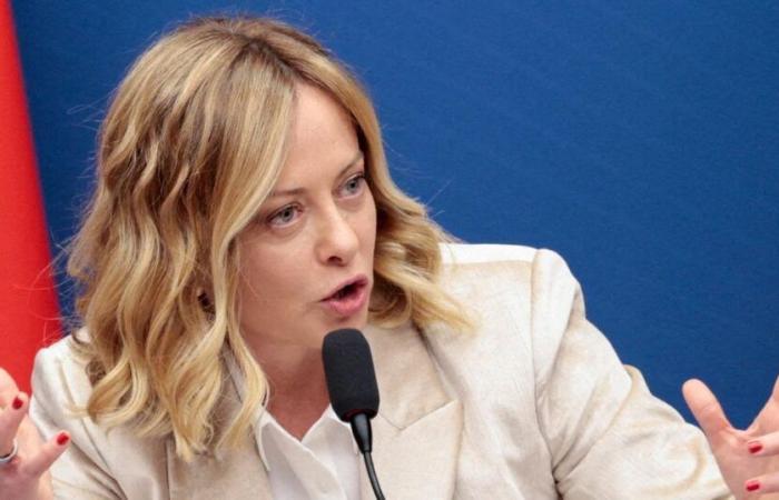 Giorgia Meloni difende il “genio” Elon Musk